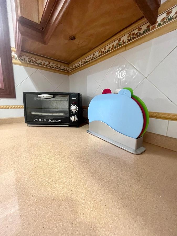 Casa Loli - Solo Familias Y Parejas Apartment โกนิล เด ลาฟรอนเตรา ภายนอก รูปภาพ